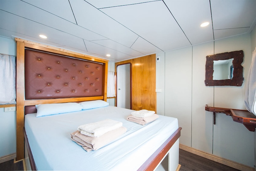 MV Camic upper deck master cabin