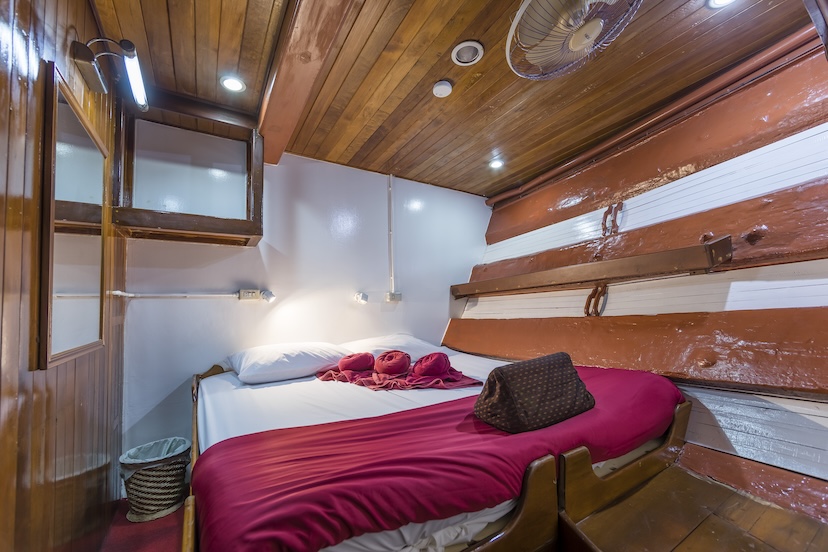 The Junk standard double cabin